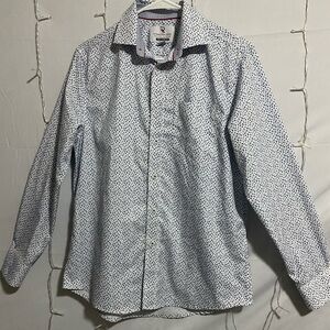 Men's White and Blue Patterned Shirt